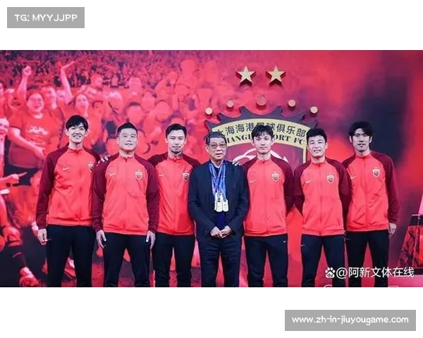 武磊参加徐根宝生日宴表示将继续以足球为中心追求未来梦想 武磊参加徐根宝生日宴表示将继续以足球为中心追求未来梦想